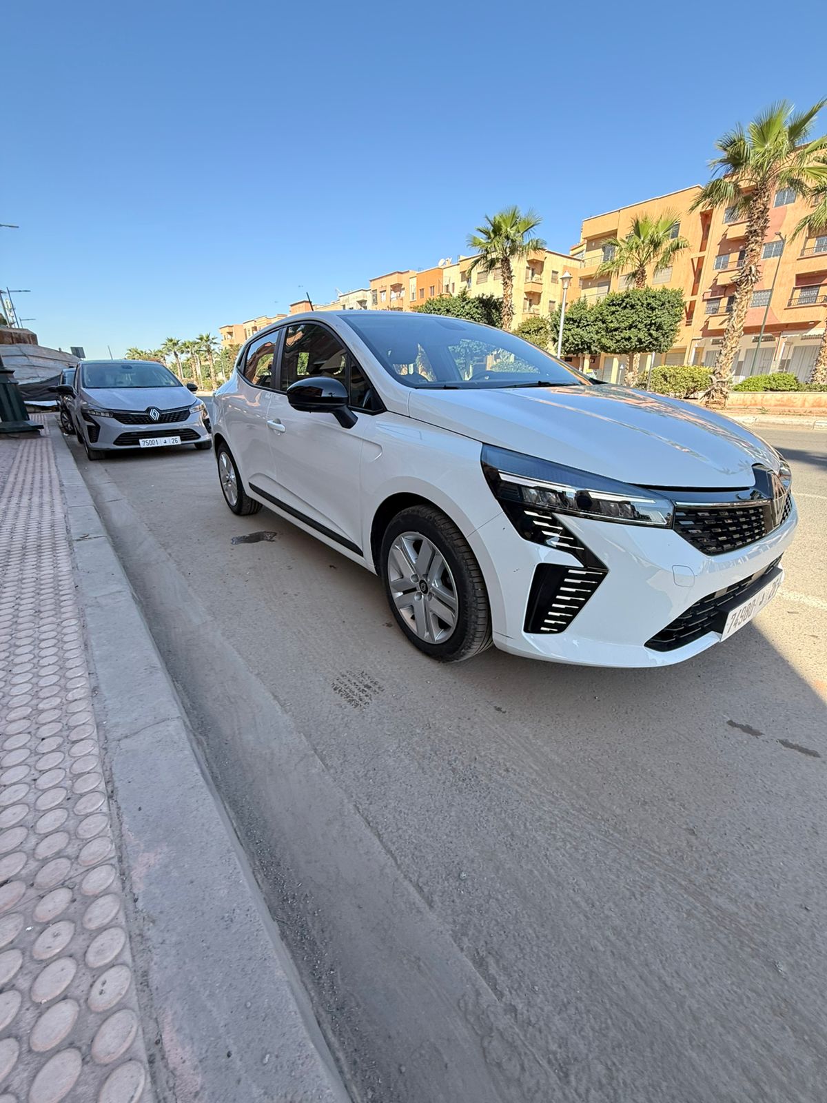 Renault Clio 5 للإيجار مراكش