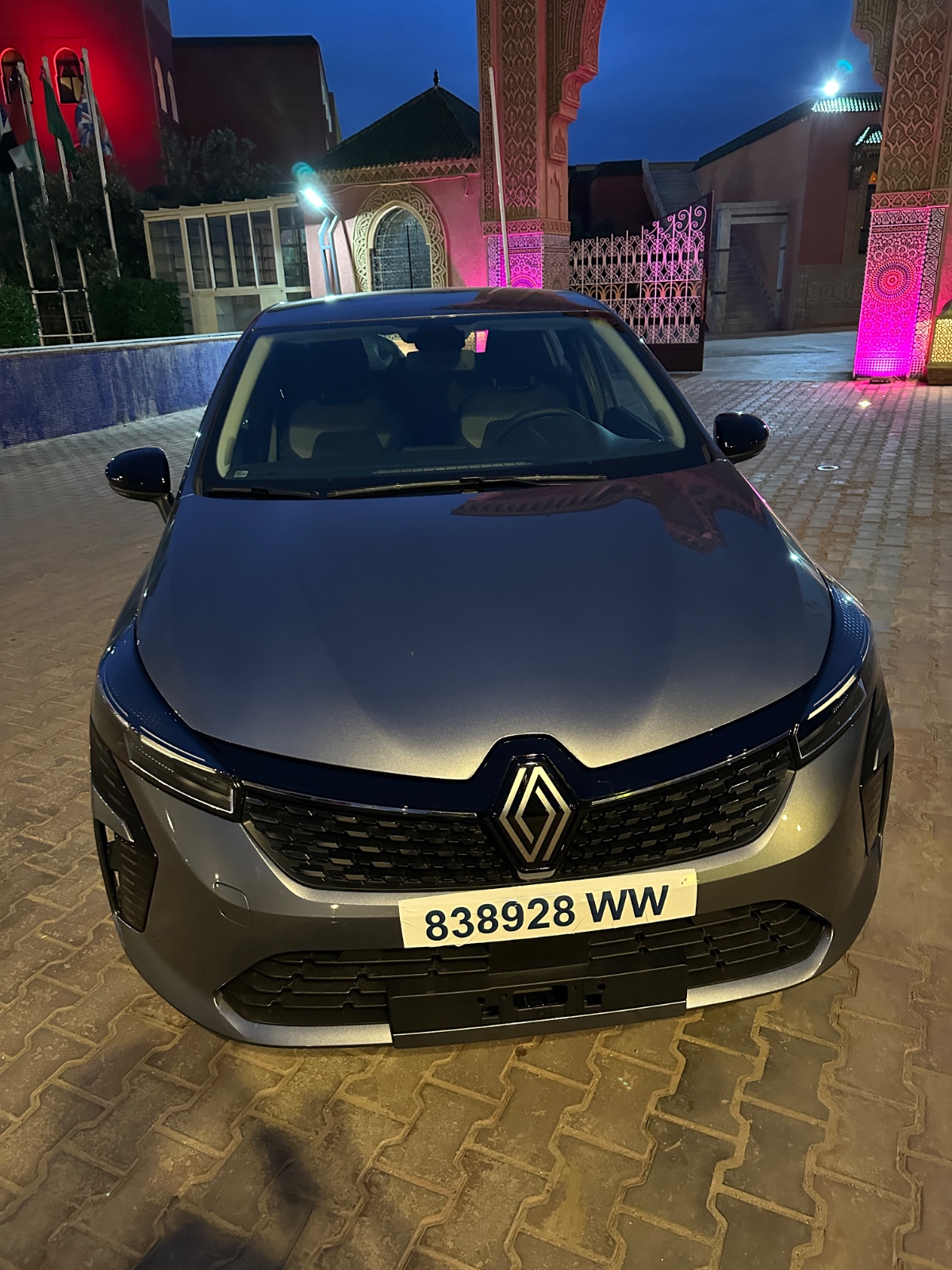 Renault Clio 5 للإيجار مراكش